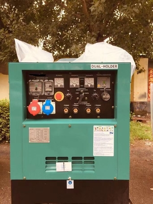 Sortie 400A 50/60HZ 4 temps Kovo soudeur diesel 600A machine de soudage à courant continu