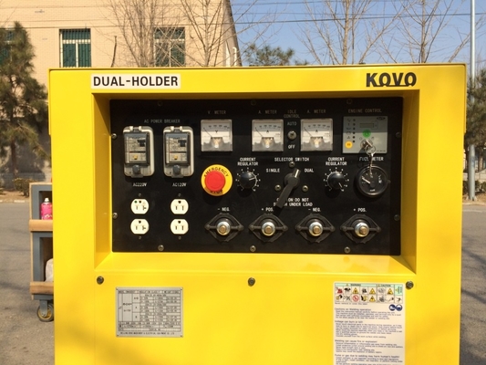 80% de cycle de fonctionnement nominale 40°C KOVO EW400DST Soudeuse à moteur diesel Motosoldadoras